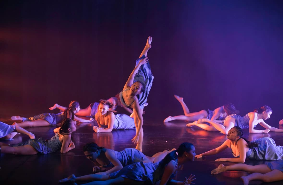 Dance photograph G20